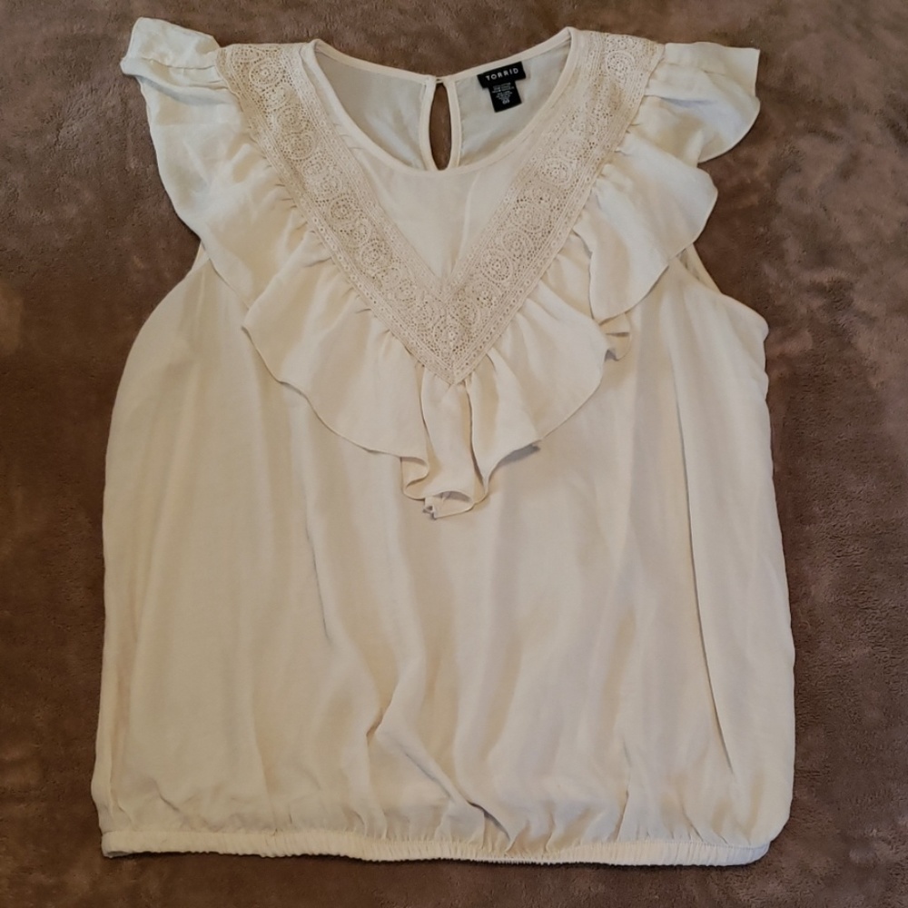 Torrid ruffled tank